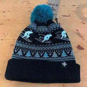 Womens ski the east Suzy Pom beanie